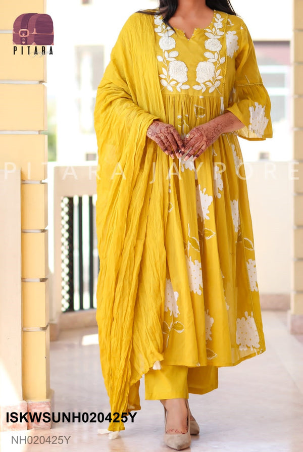 Embroidered Malmal Cotton Flared Kurti With Cotton Pant And Dupatta-ISKWSUNH020425P/NH020425Y