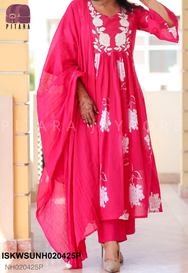 Embroidered Malmal Cotton Flared Kurti With Cotton Pant And Dupatta-ISKWSUNH020425P/NH020425Y